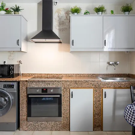 Bitacora - Con Aparcamiento En - Licencia Vut 341 As Cudillero